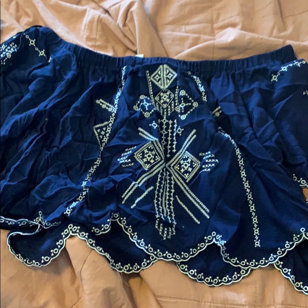 Navy blue top